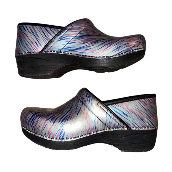 Dansko XP 2.0 Pastel Blur Print Patent Leather Clogs size EU 38/US 7.5-8 - Picture 4 of 11
